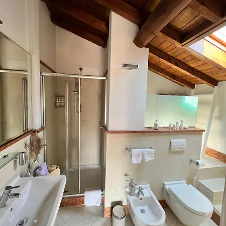 Tintoretto 15 Апартаменти